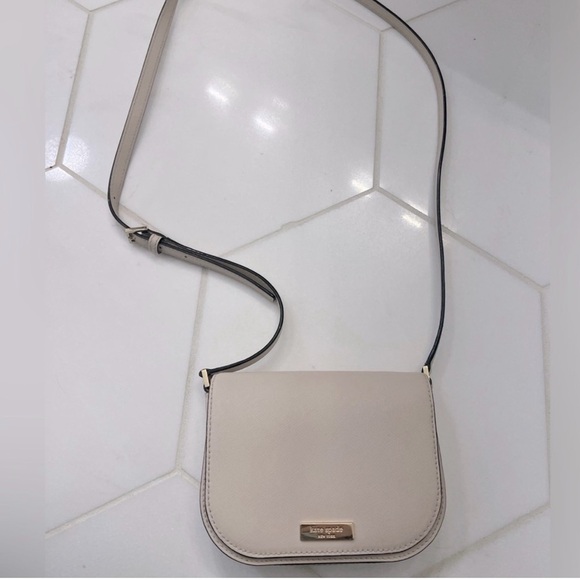 kate spade Handbags - 🎉Host Pick🎉 NWOT Kate Spade Bone Cream Color Crossbody Bag Purse